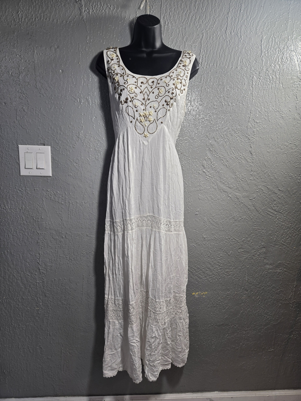 Magic White Maxi Dress with Gold Embroidery